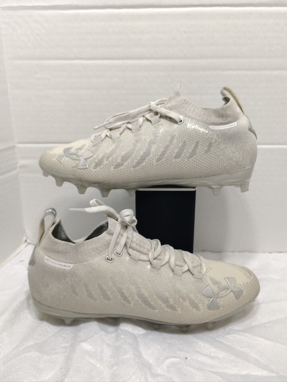 Under Armour Spotlight Lux MC, Men # 9.5 Football Cleats Excellent Condition